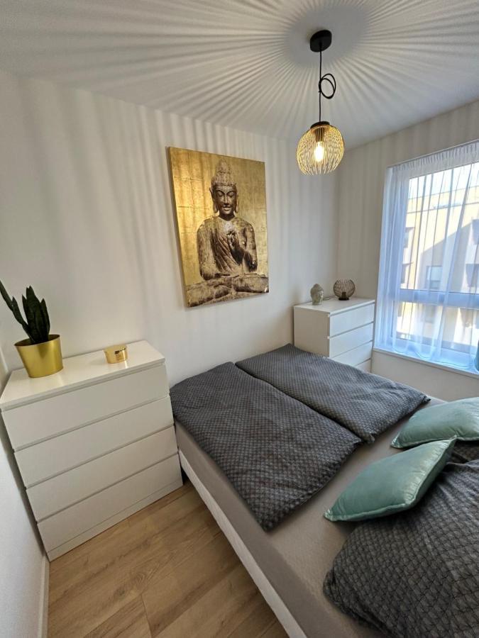 Miloslavov Cozy 1-Bedroom Condo מראה חיצוני תמונה
